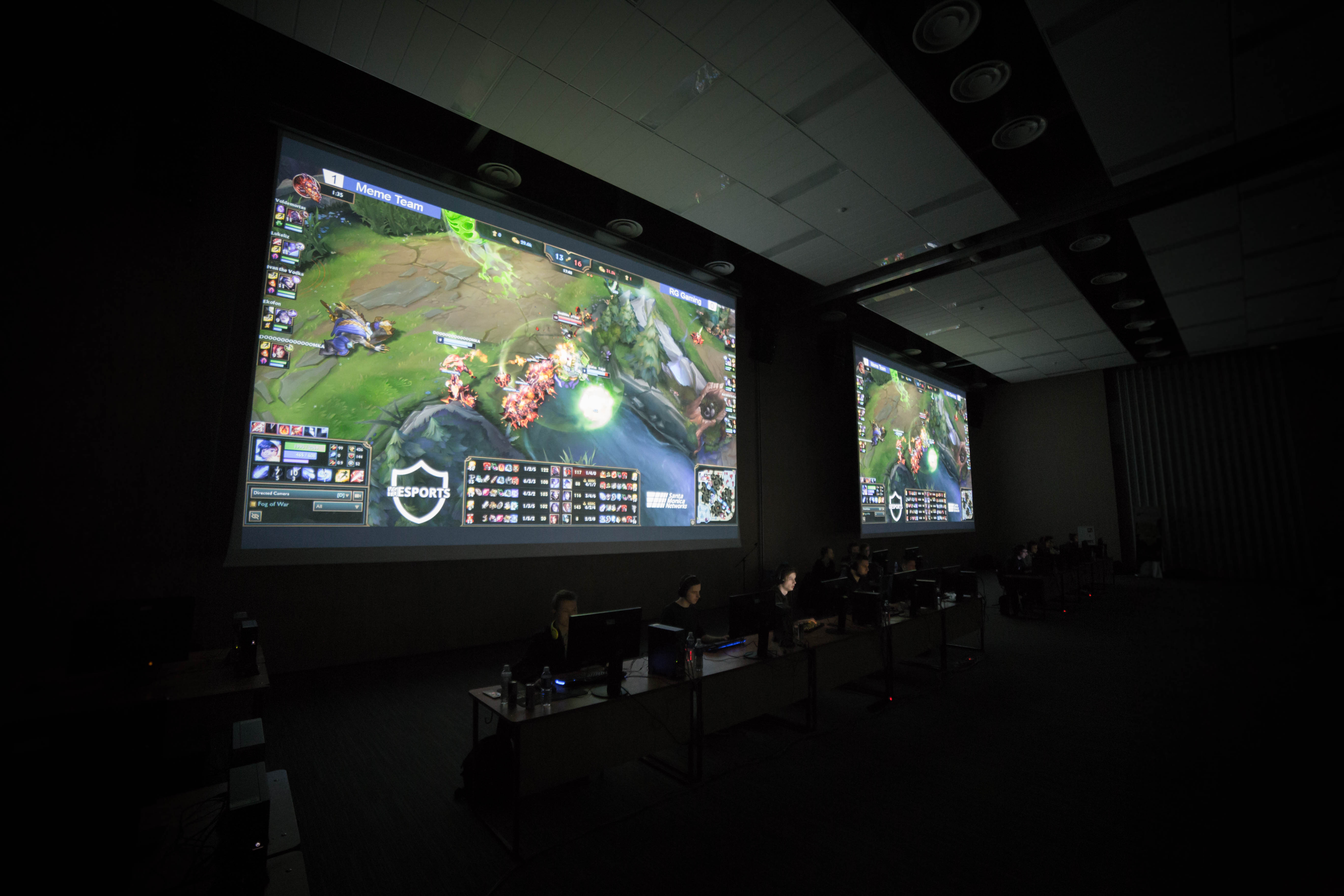 Nuo pomėgio iki pelningos karjeros – realybė ir mitai apie kompiuterinius žaidimus bei esportą