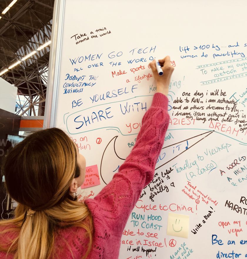 Moterys technologijų sferoje – kodėl apie tai vis dar svarbu kalbėti?