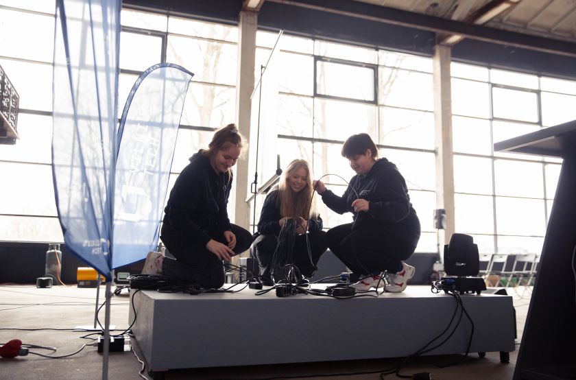 
Nenustoja stebinti: „Portalo“ ir „Nano Jesus“ projektų kūrėjai pristato naują grandiozinį projektą                