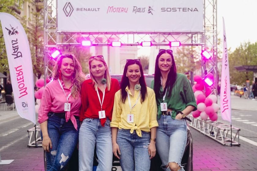 „Moterų ralis“ sukirto rankomis su pasauline telematikos lydere „Gurtam“