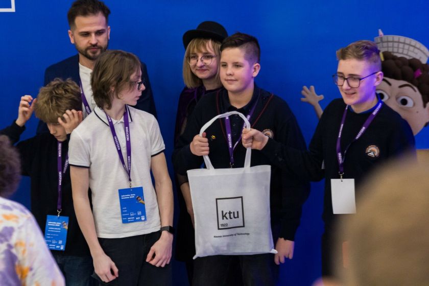 KTU „Informiko žinių forumas“: kur mokiniai pamato, kiek daug sugeba